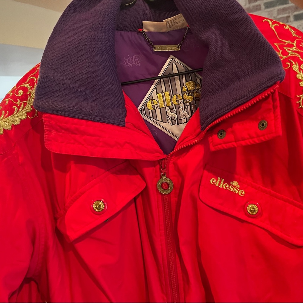 Ellesse Vibrant Red Ski/Snow Jacket with Gold Accents